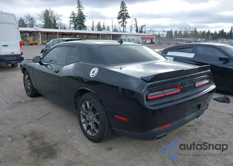2017 Dodge Challenger Gt z USA, uszkodzony, nr VIN 2C3CDZGG7HH556262